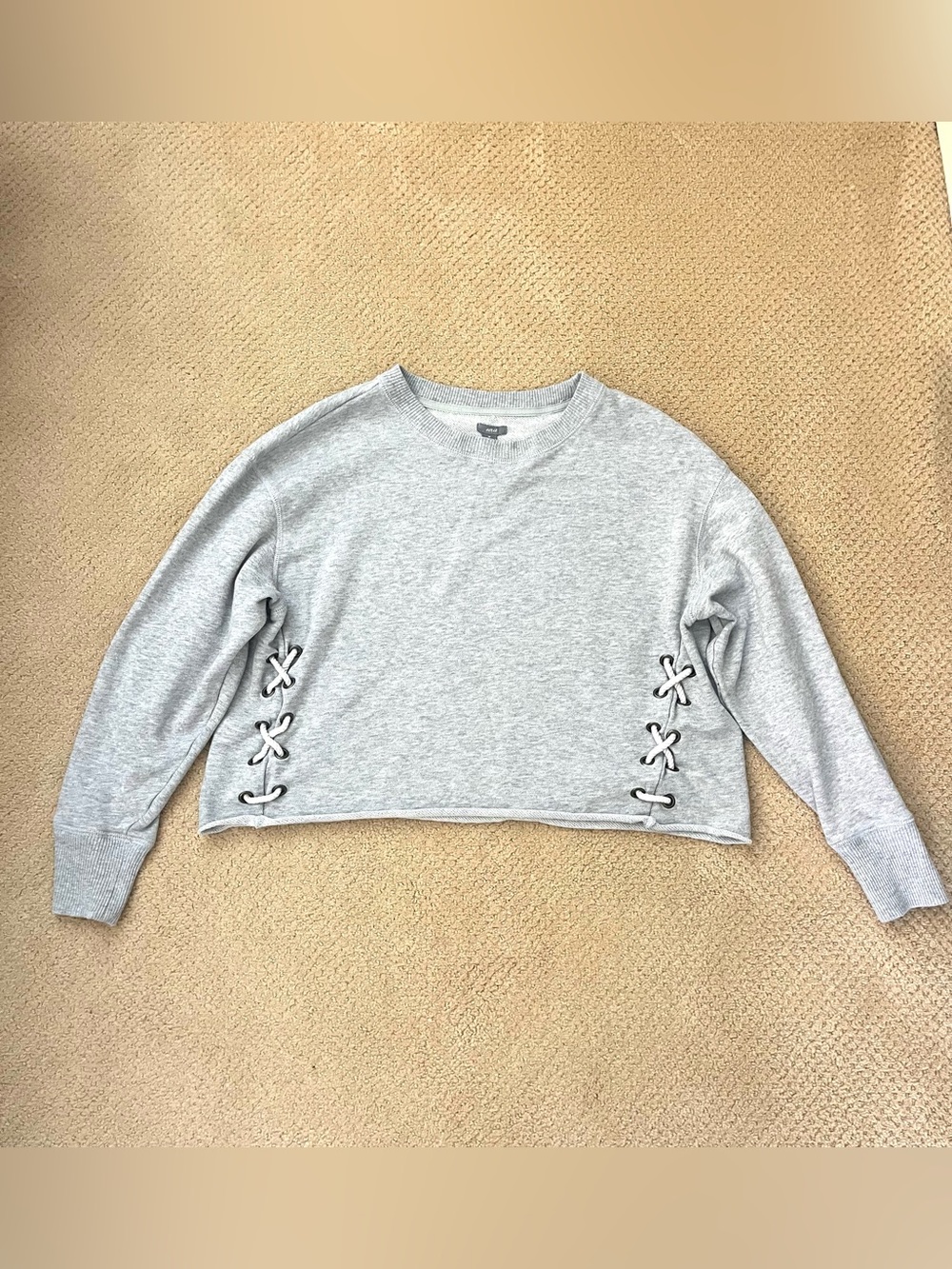 Aerie Gray Lace Up Side Raw Hem Relaxed Fit Crew Neck Sweatshirt size M